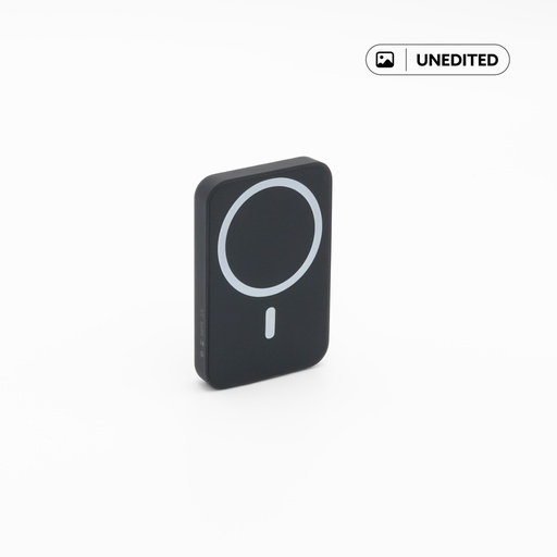 Maglite 5K - 5000 mAh Magnetic Wireless Power Bank - Black 